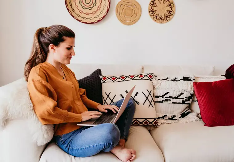 Thuiswerken en alleen wonen: recept voor depressie